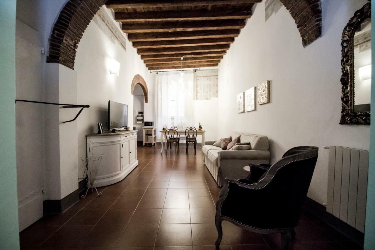 Innpisarentals 2 - Pisa Shabby Flat Extérieur photo